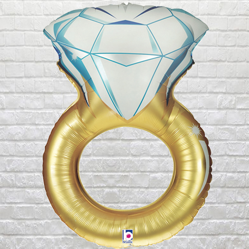 gold engagement ring
